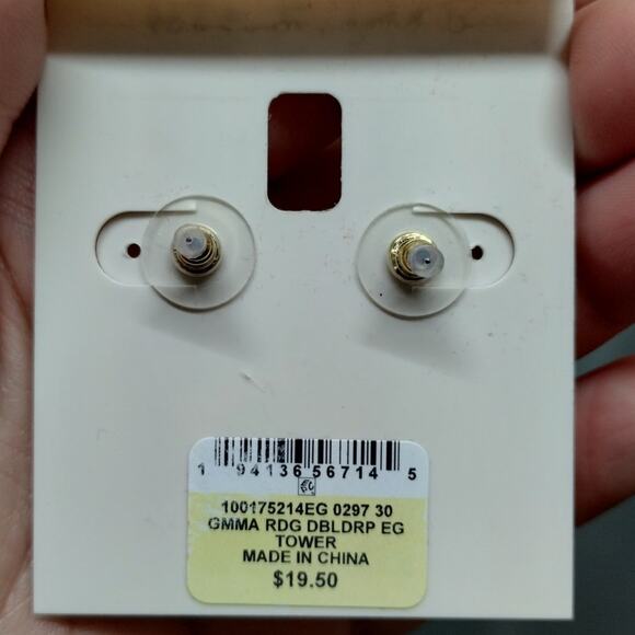 On 34th Macy's BRAND NEW Gold-Tone Crystal Double-Drop Pink Red Earrings - Picture 3 of 3